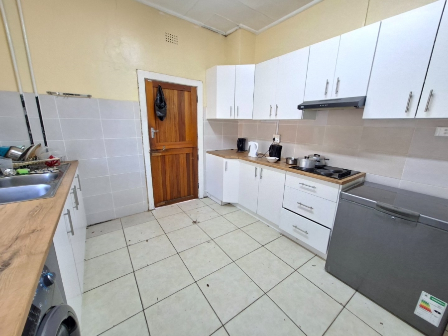 6 Bedroom Property for Sale in Park West Free State